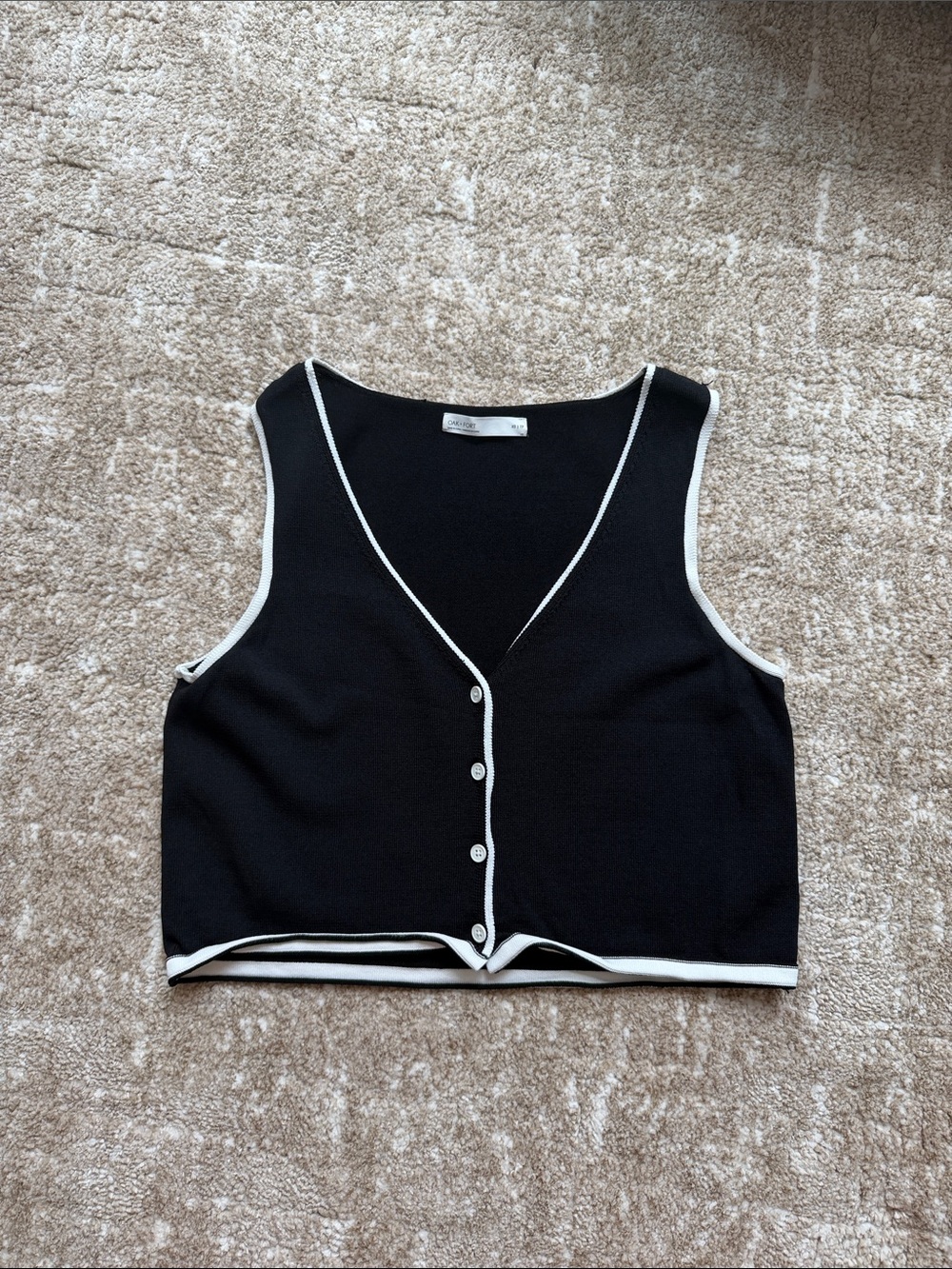 Black and White Trim Button-Front Women's Tank Top
